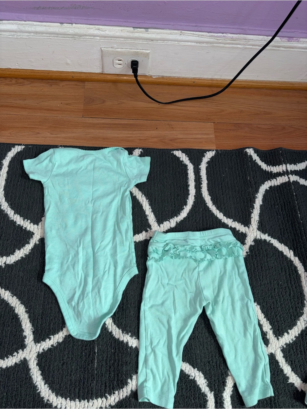 Mint Green Baby Bodysuit & Ruffle Waist Pants Set - Picture 1 of 2